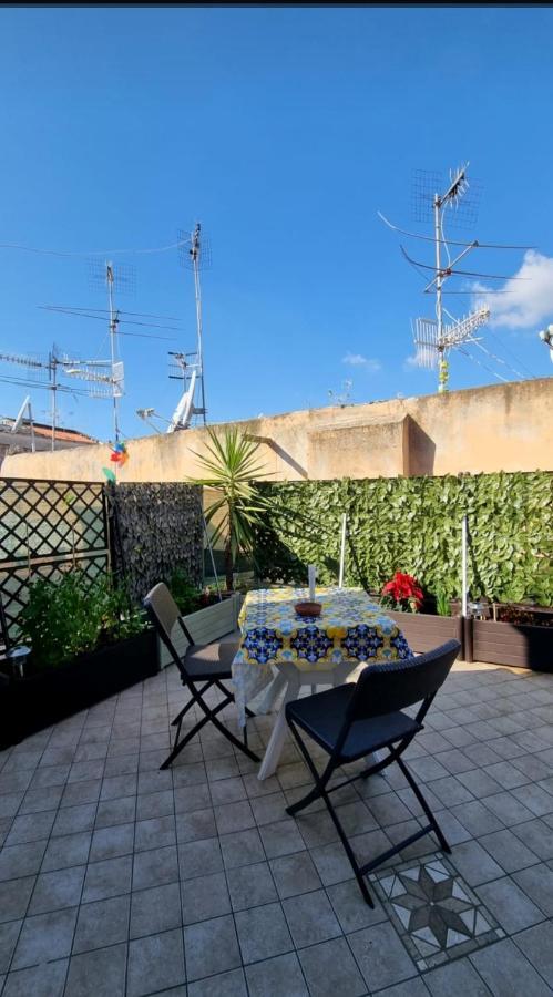 Terrazza Del Santo 2,0 - La Terrazza Nel Cuore Di Napoli Сasa de vacaciones Nápoles